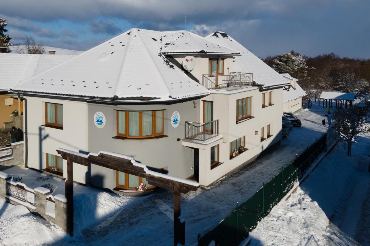 Penzion Pavcina Lehota Exteriér fotografie